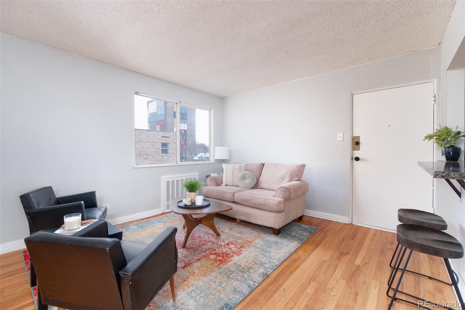 1100 Colorado Boulevard Unit: 305