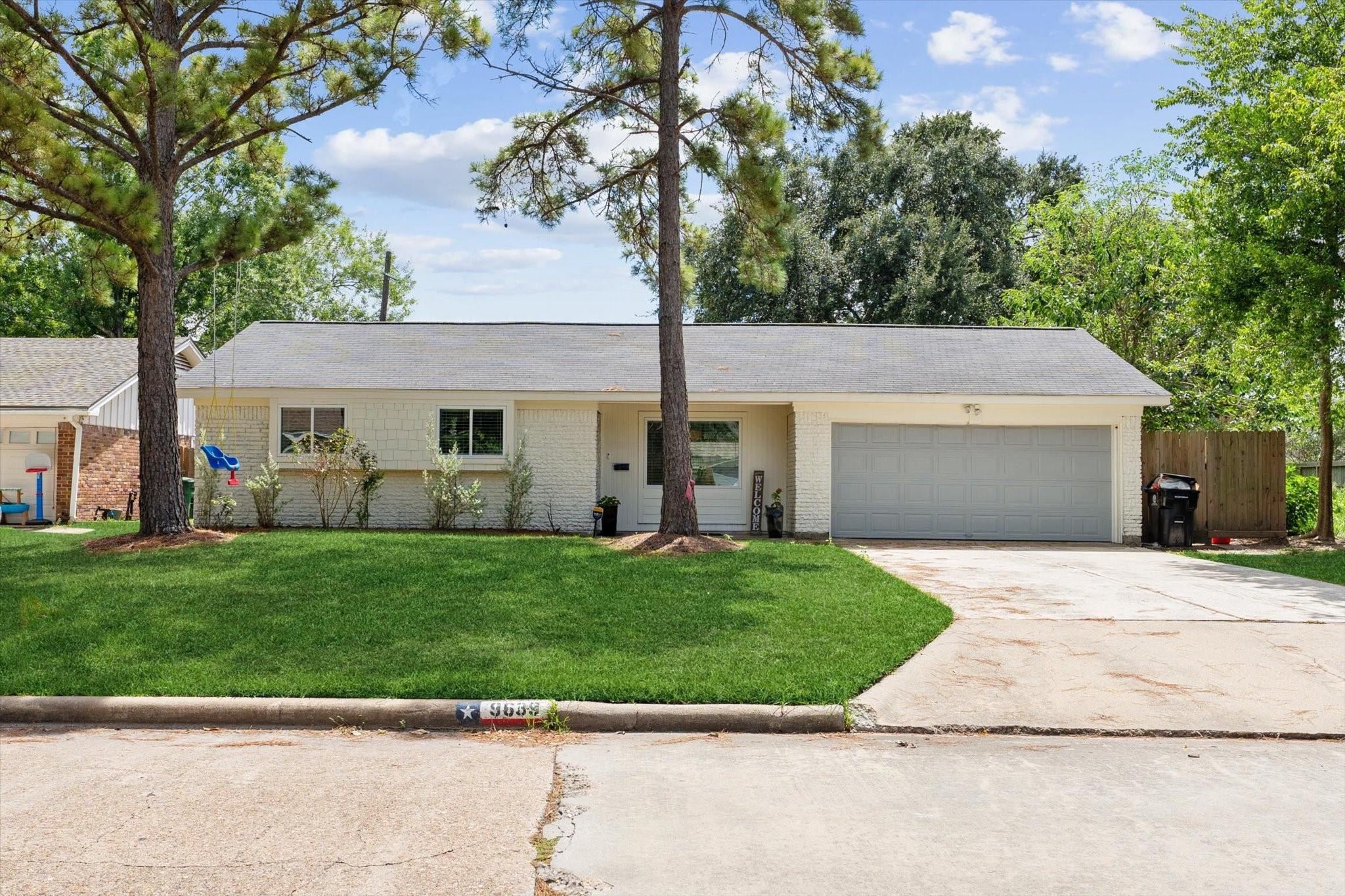 9639 Vogue Lane