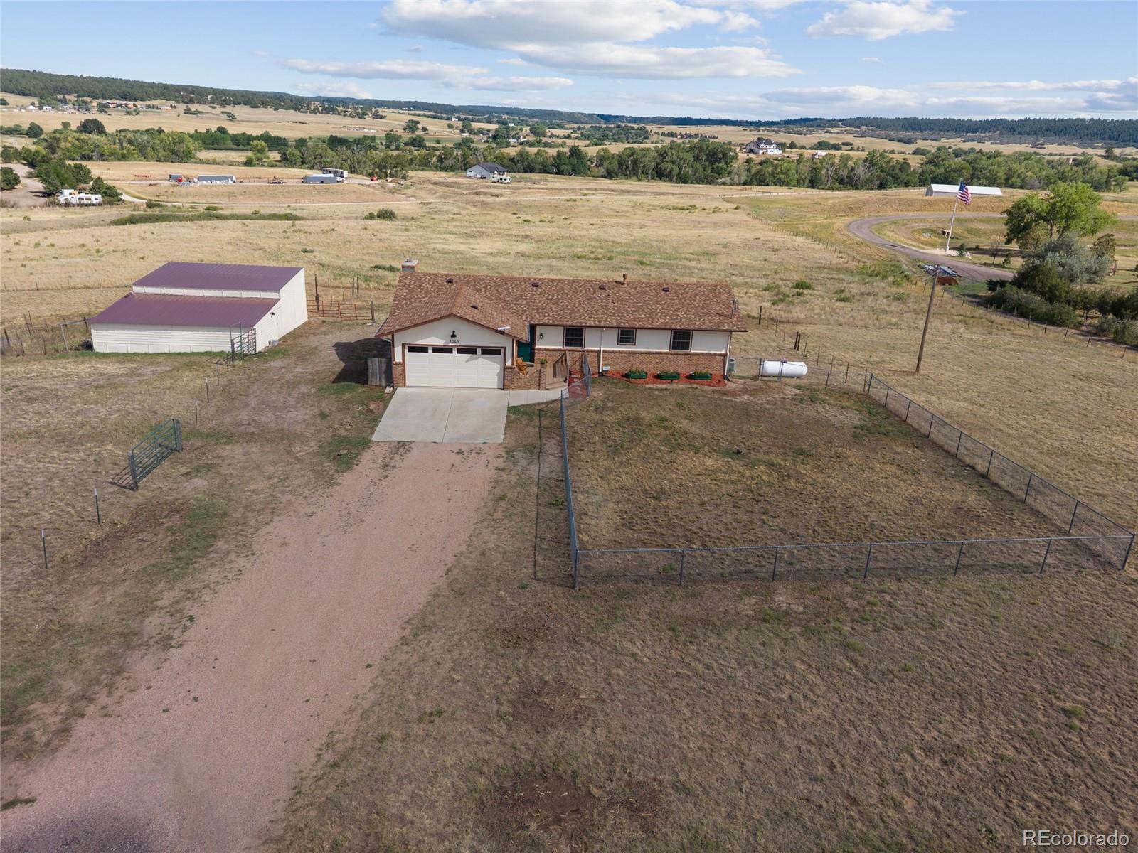 1045 Castlewood Drive