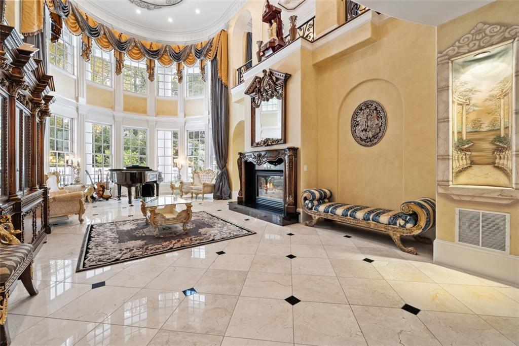 3687 Briarcliff Road NE