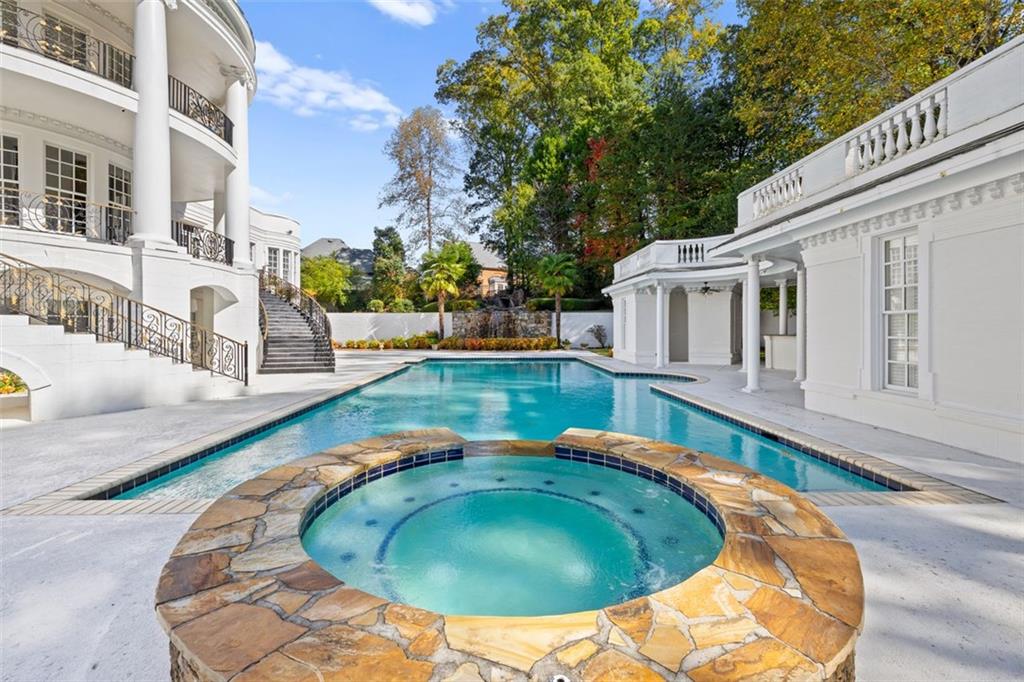 3687 Briarcliff Road NE