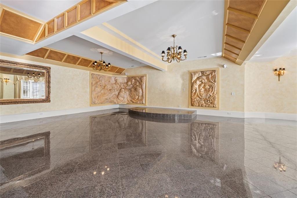 3687 Briarcliff Road NE