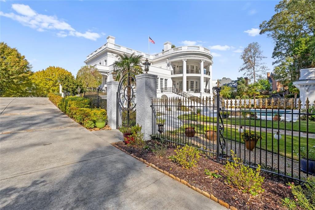 3687 Briarcliff Road NE