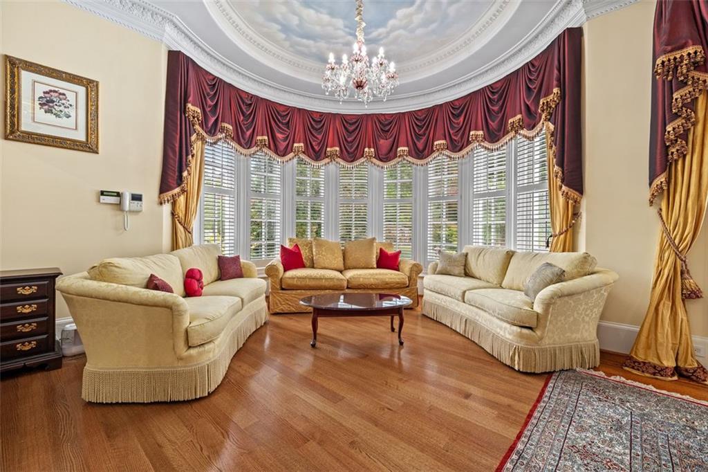 3687 Briarcliff Road NE