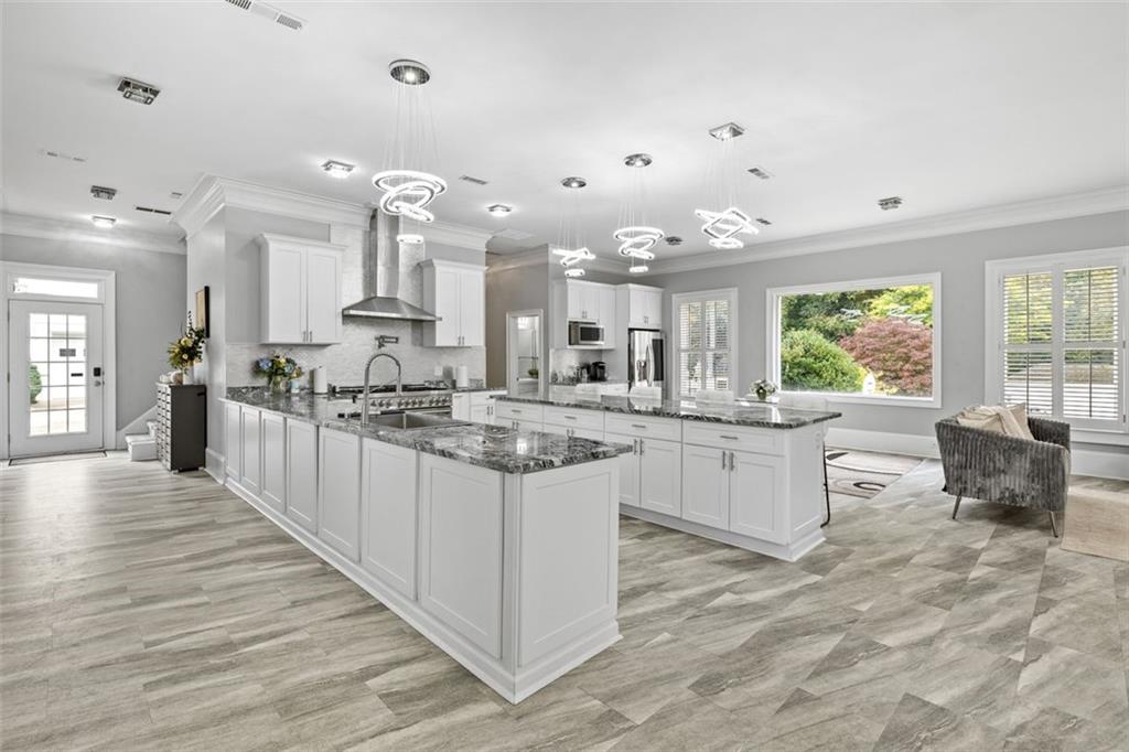 3687 Briarcliff Road NE