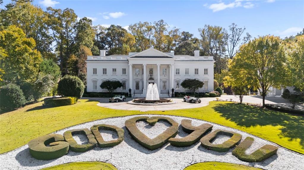 3687 Briarcliff Road NE