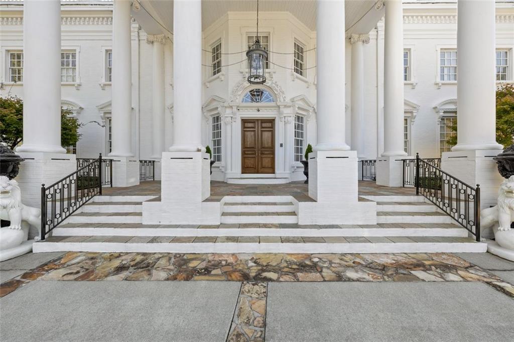 3687 Briarcliff Road NE