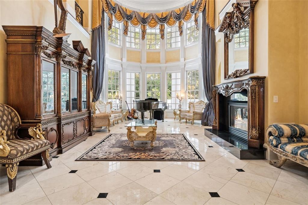 3687 Briarcliff Road NE