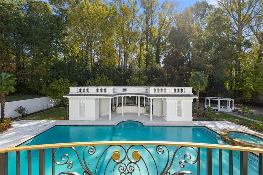 3687 Briarcliff Road NE