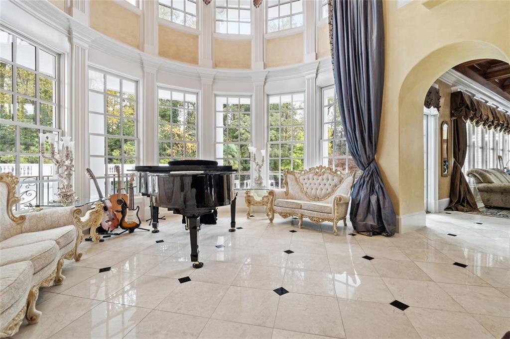 3687 Briarcliff Road NE