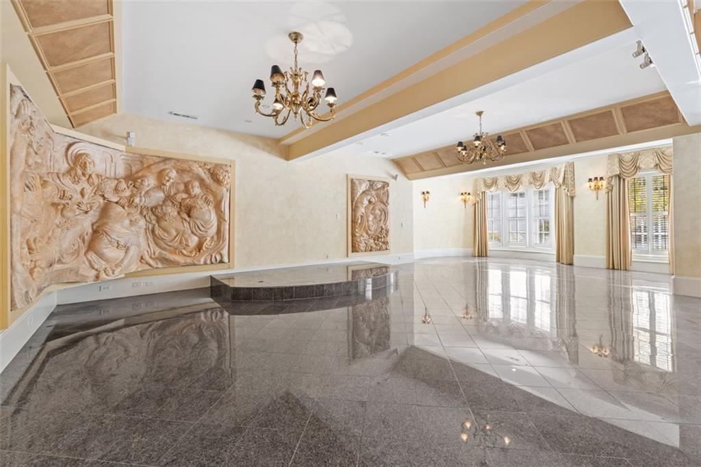 3687 Briarcliff Road NE