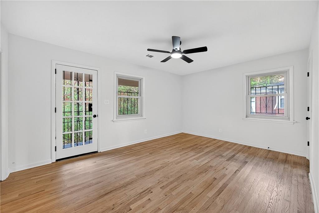 201 E Simon Terrace NW