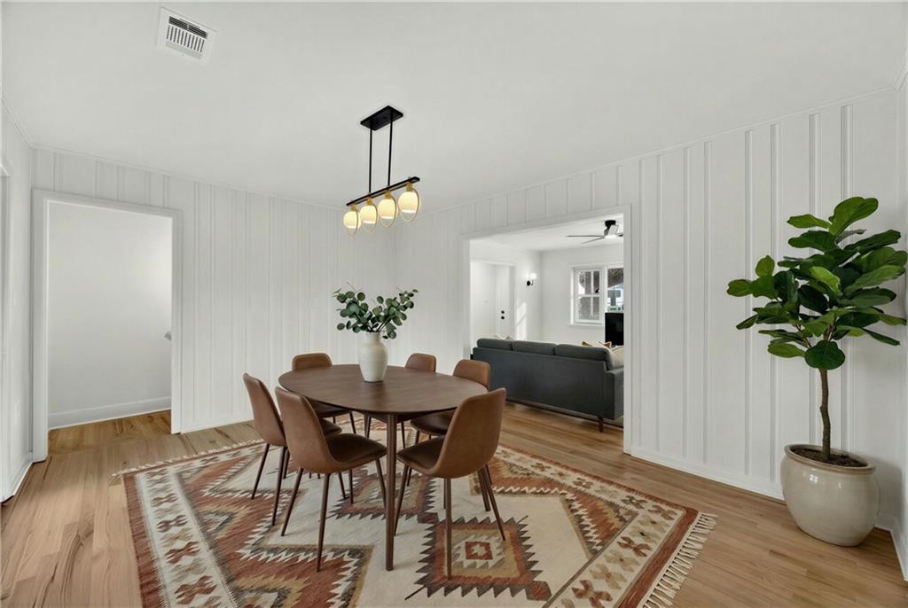 201 E Simon Terrace NW