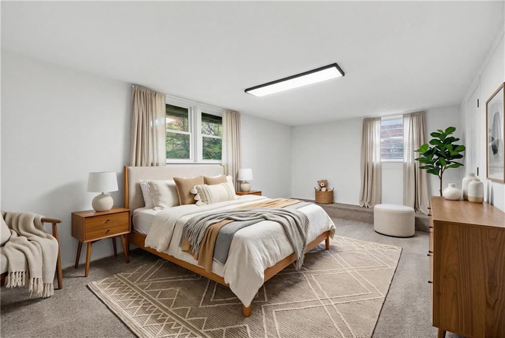 201 E Simon Terrace NW