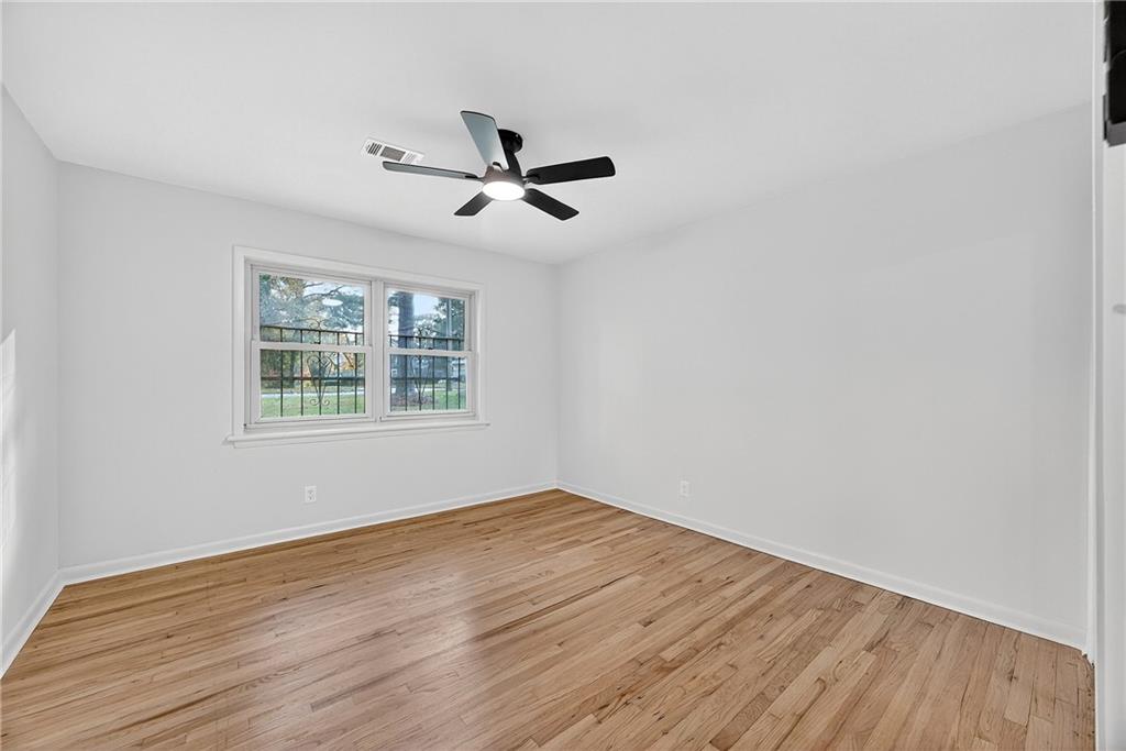 201 E Simon Terrace NW