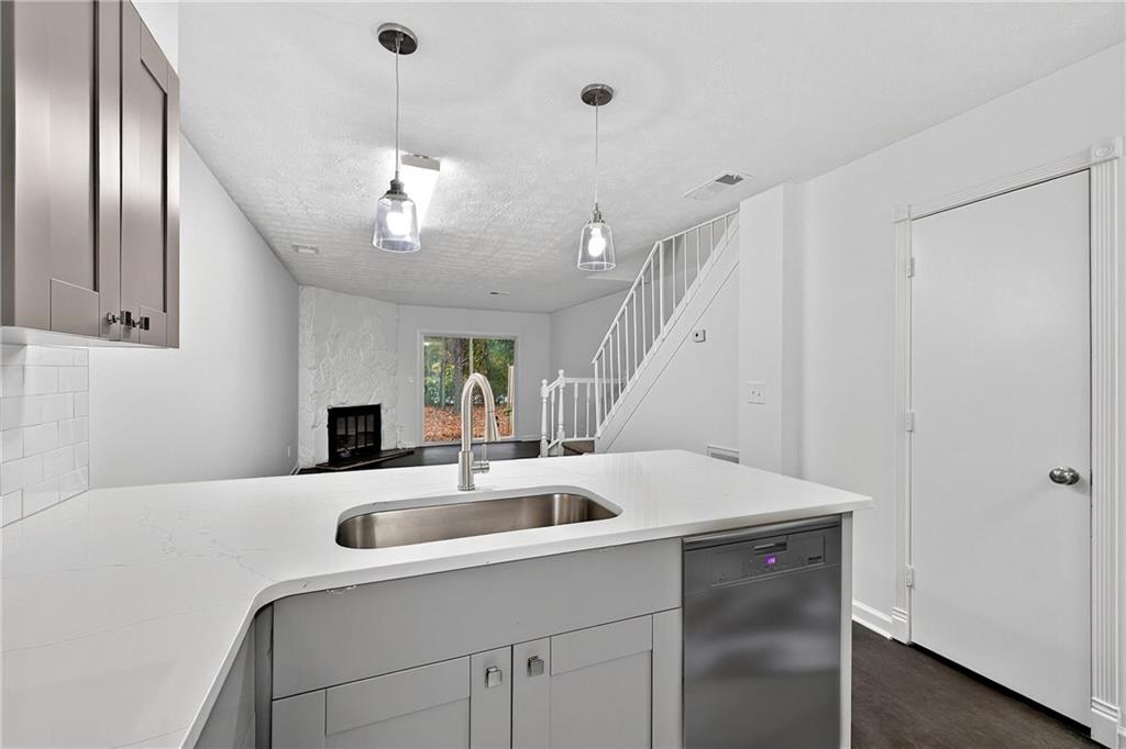 6716 Colchester Place