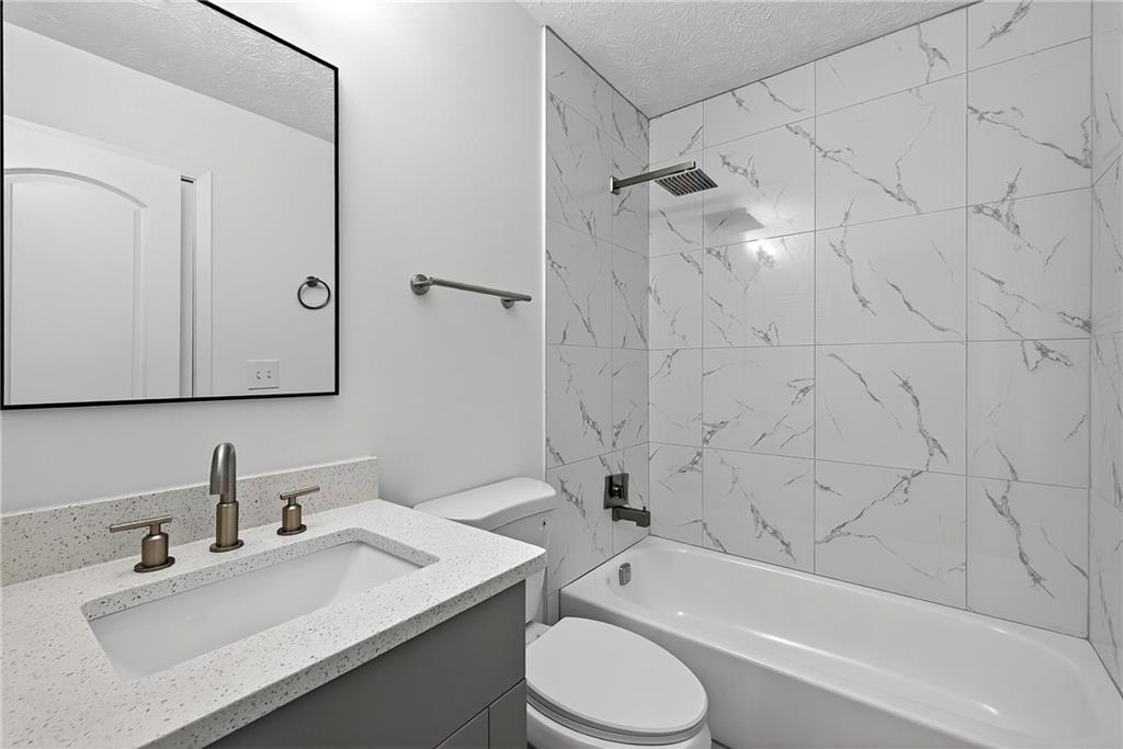 6716 Colchester Place