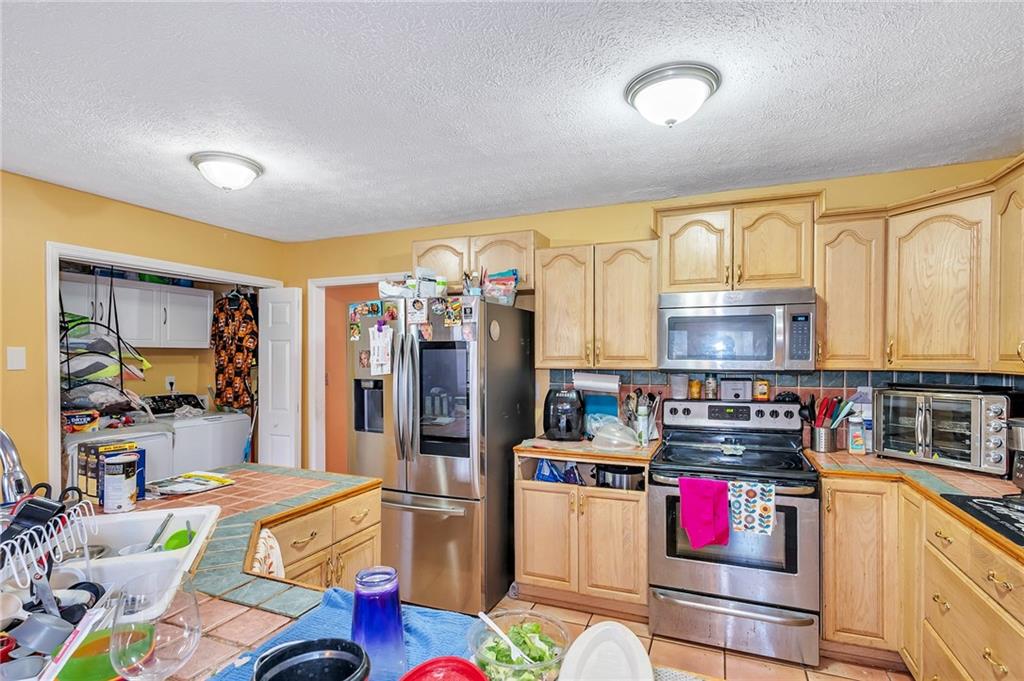 125 Maple Place