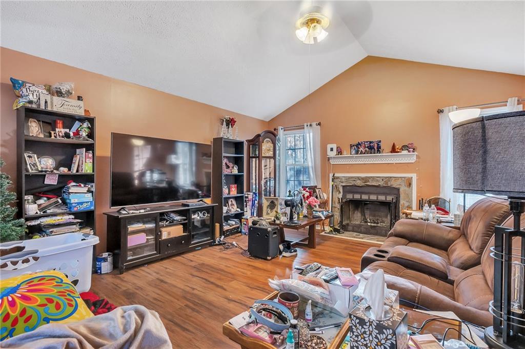 125 Maple Place
