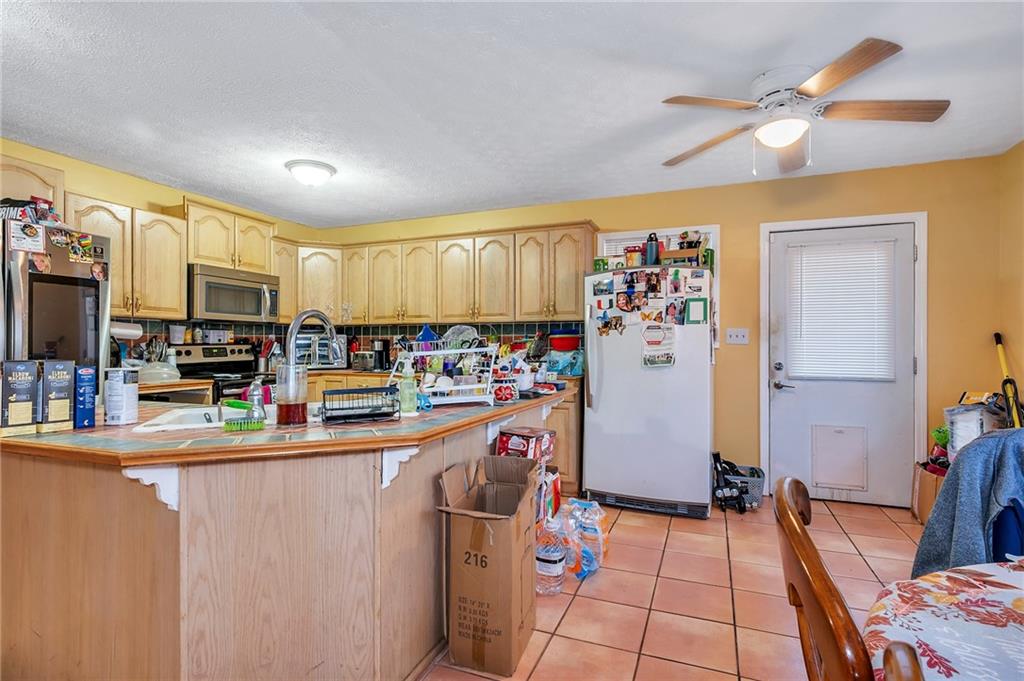 125 Maple Place