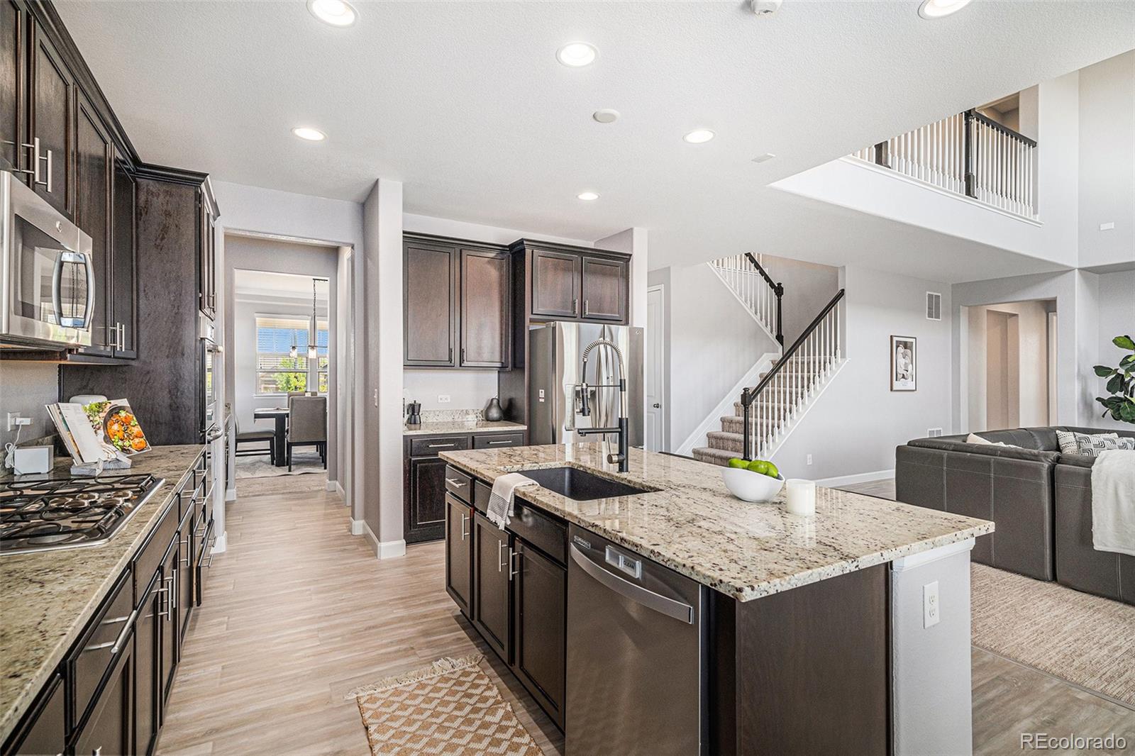 5929 Echo Hollow Street
