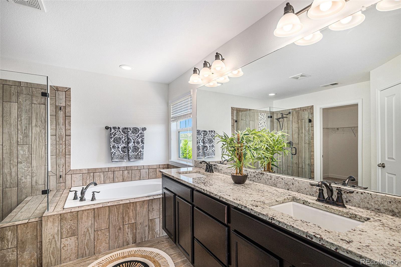 5929 Echo Hollow Street