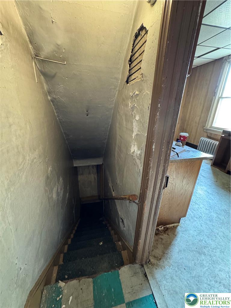 240 West Ridge Street