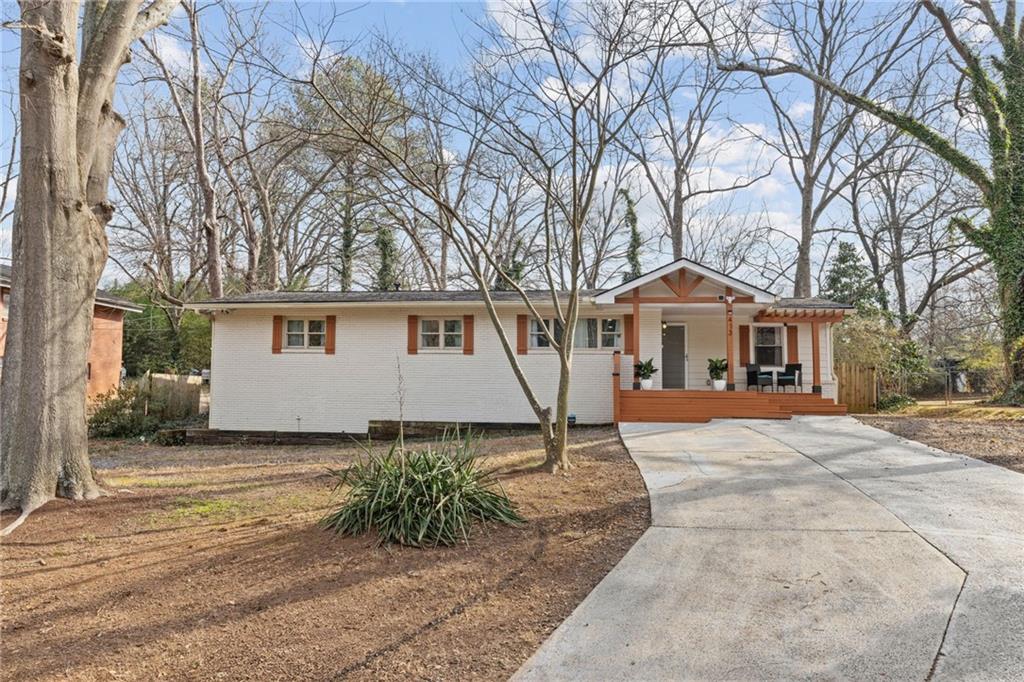 413 Virginia Place SE