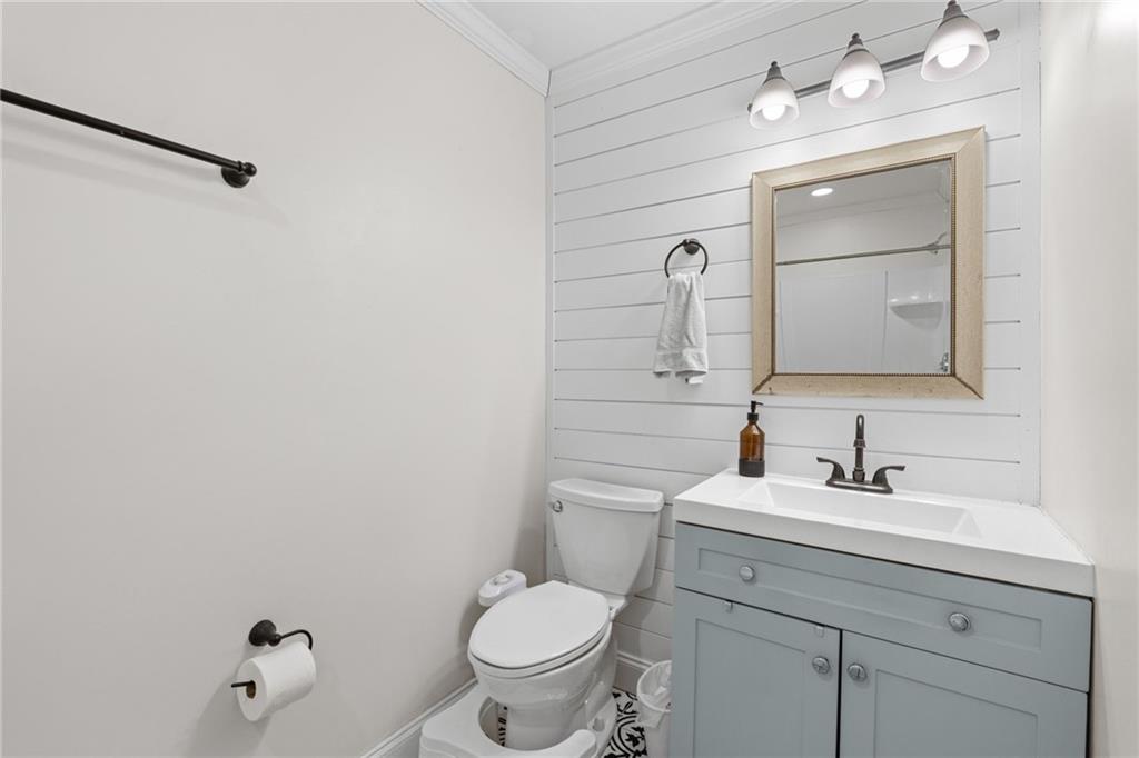 413 Virginia Place SE