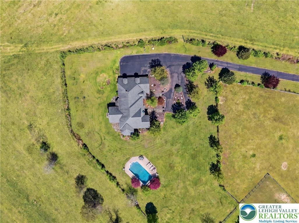 216 Merwinsburg Road