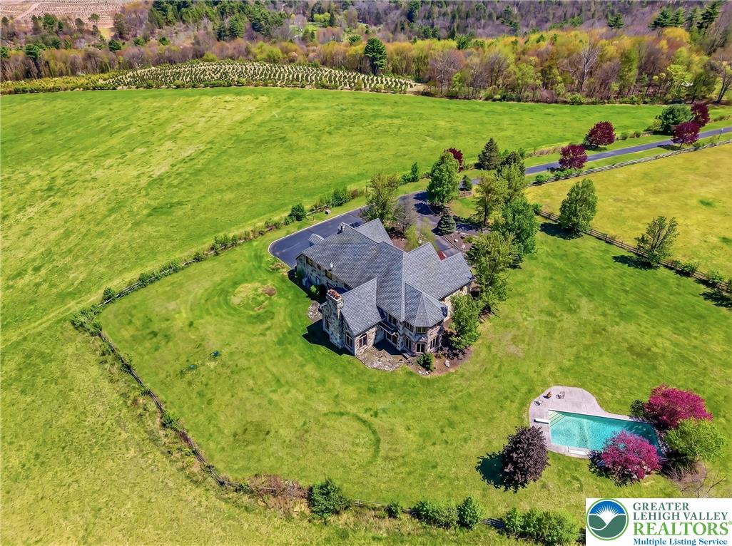 216 Merwinsburg Road