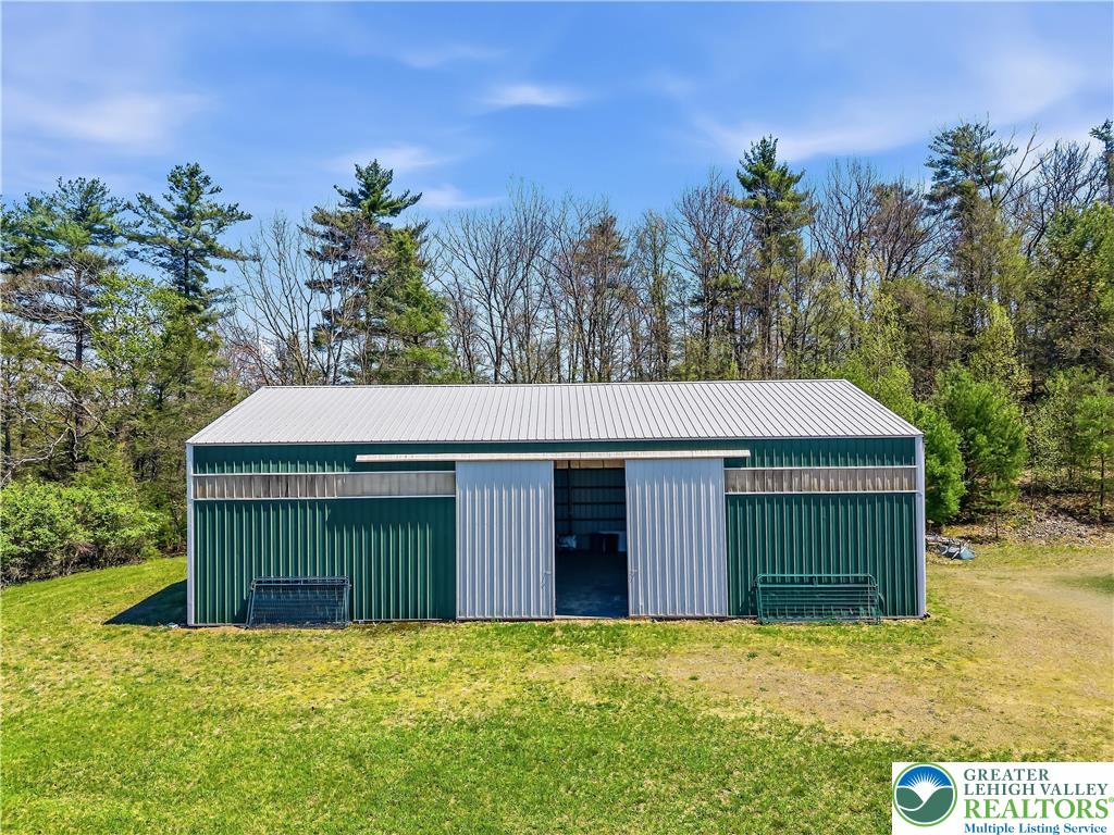 216 Merwinsburg Road