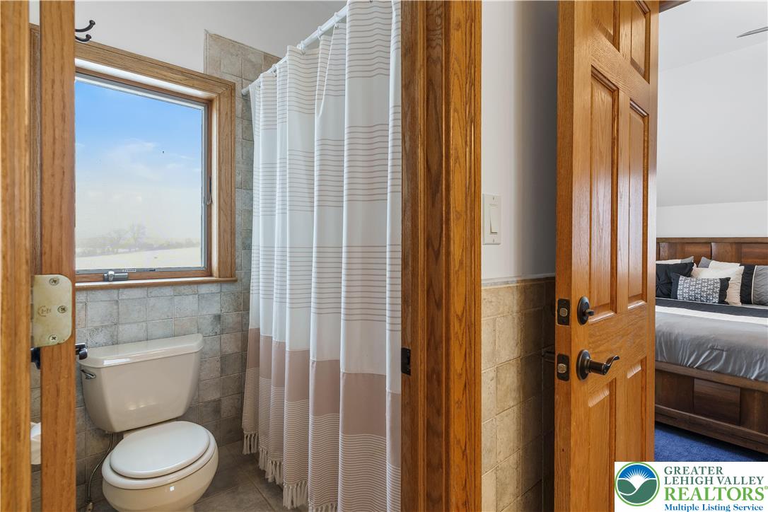 216 Merwinsburg Road