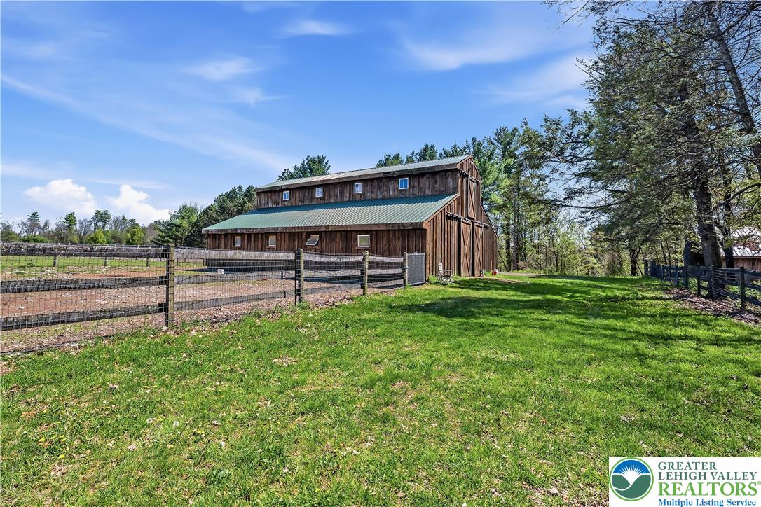 216 Merwinsburg Road