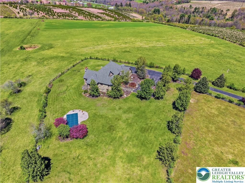 216 Merwinsburg Road