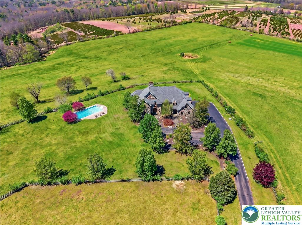 216 Merwinsburg Road