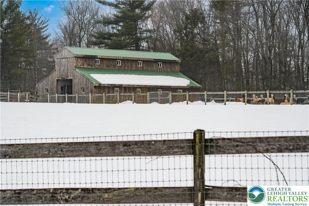 216 Merwinsburg Road