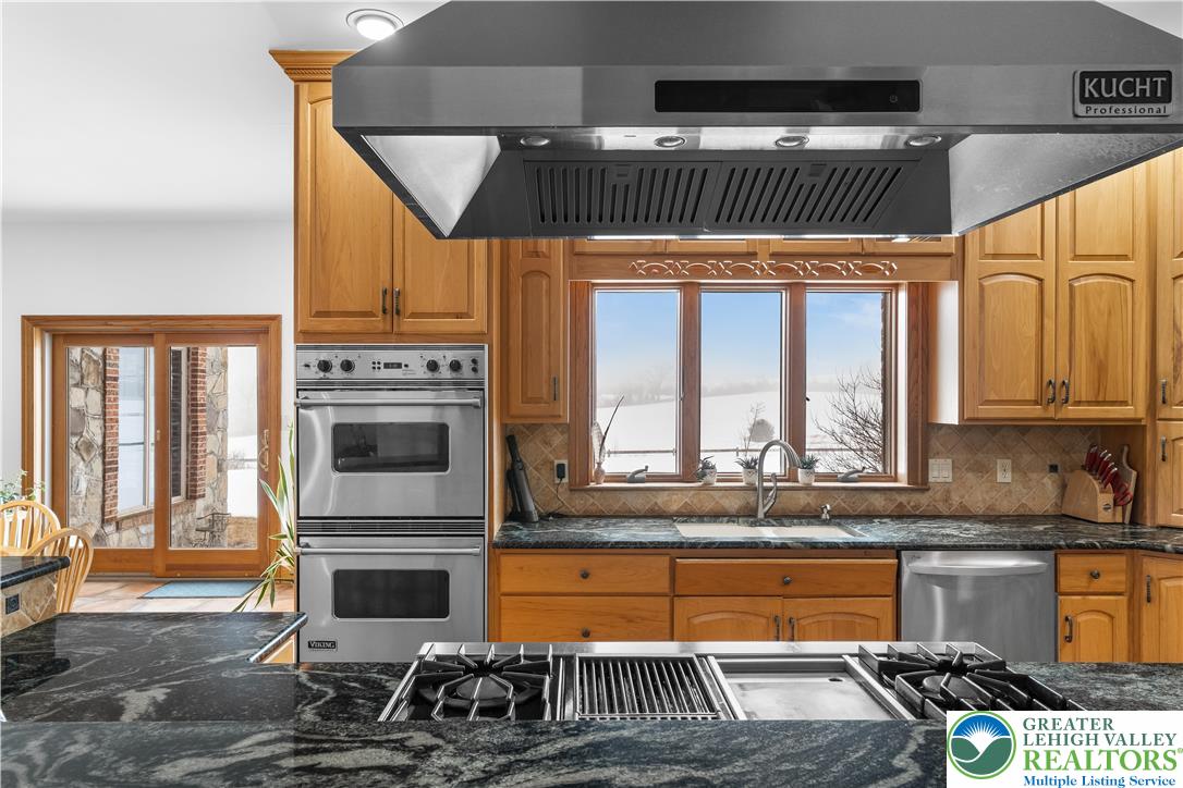 216 Merwinsburg Road