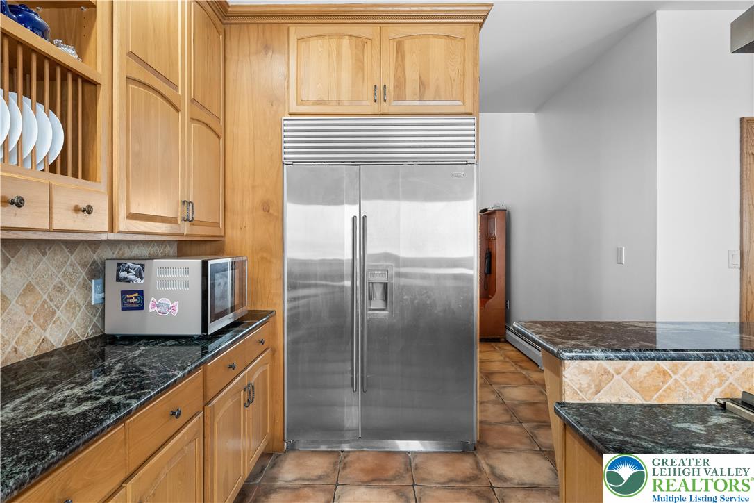 216 Merwinsburg Road