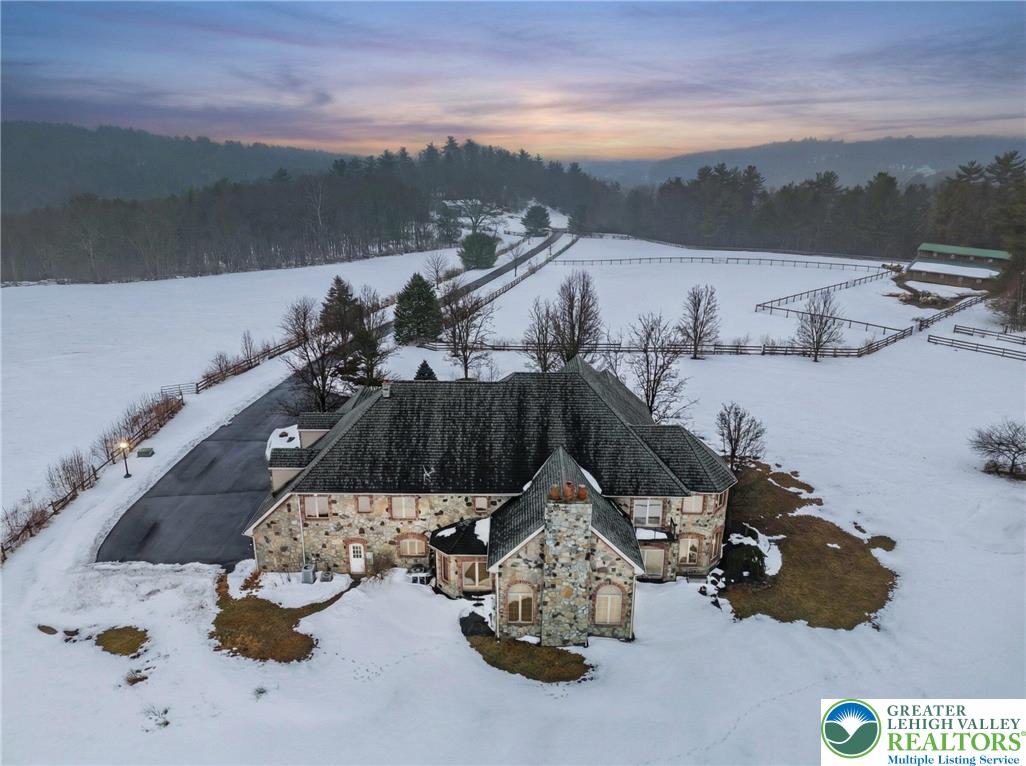 216 Merwinsburg Road