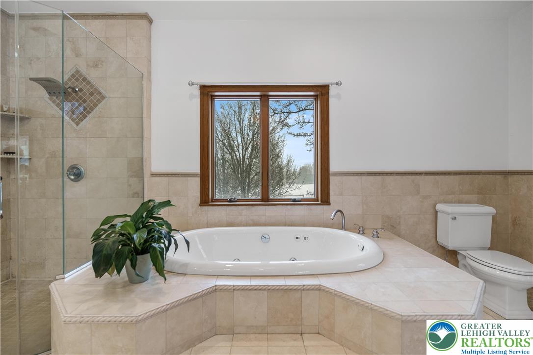 216 Merwinsburg Road