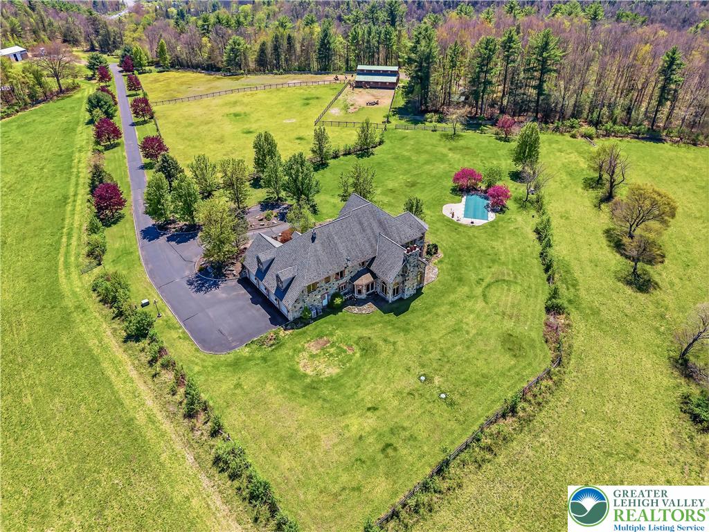 216 Merwinsburg Road