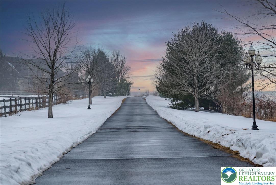 216 Merwinsburg Road