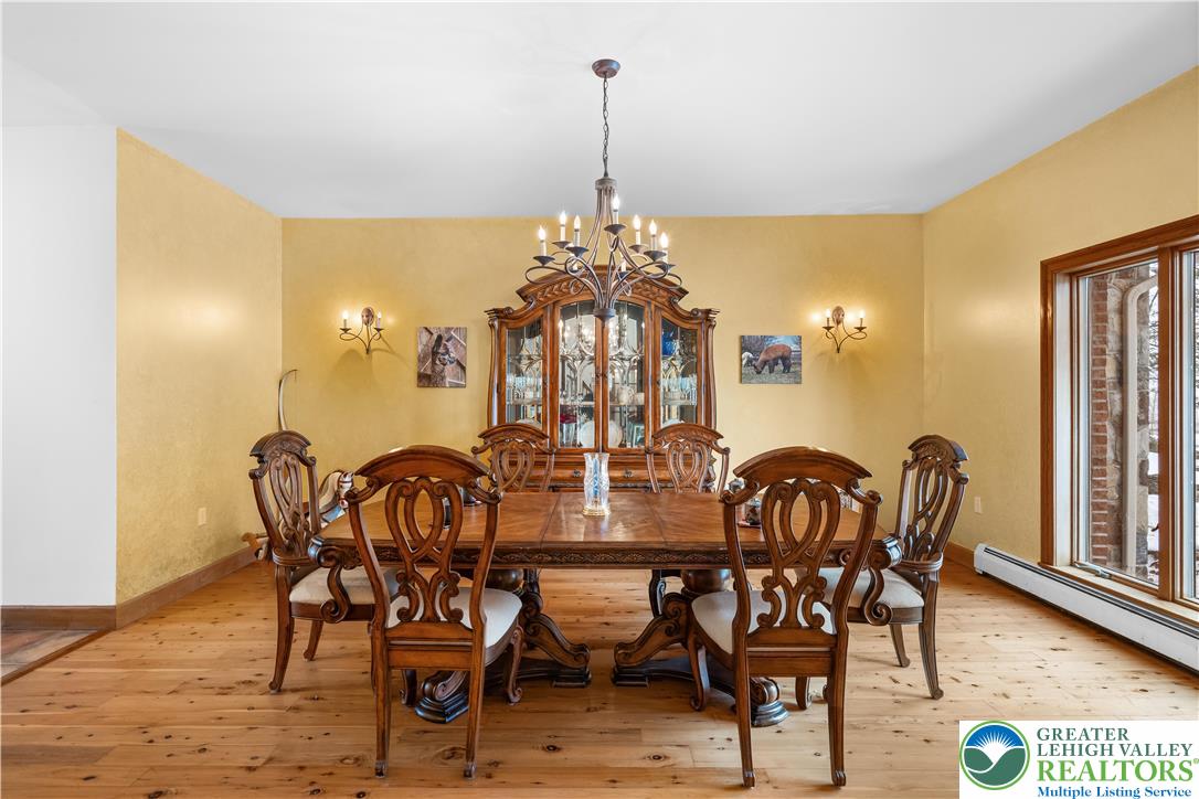 216 Merwinsburg Road