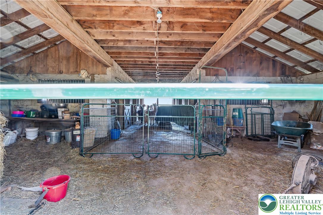 216 Merwinsburg Road