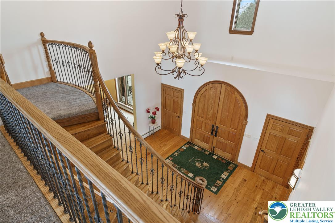 216 Merwinsburg Road