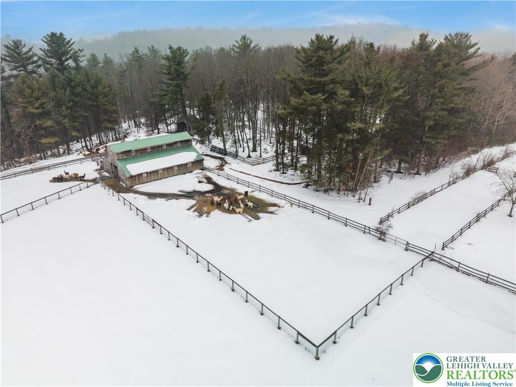 216 Merwinsburg Road