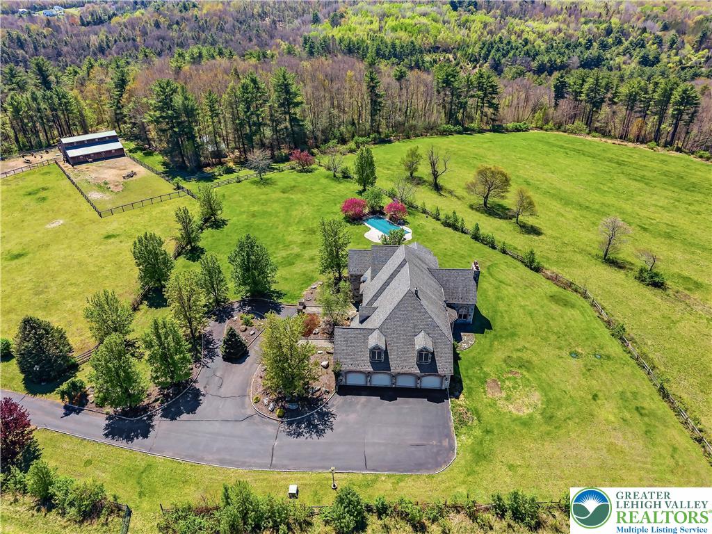 216 Merwinsburg Road