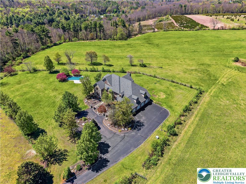 216 Merwinsburg Road