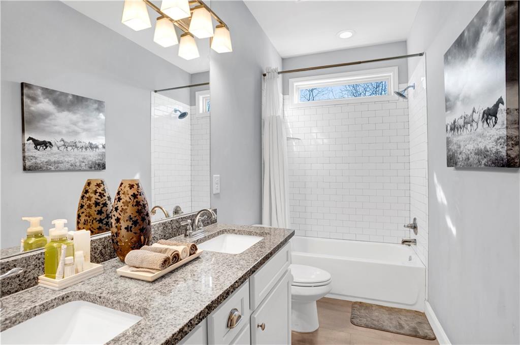 1395 Marion Street SE